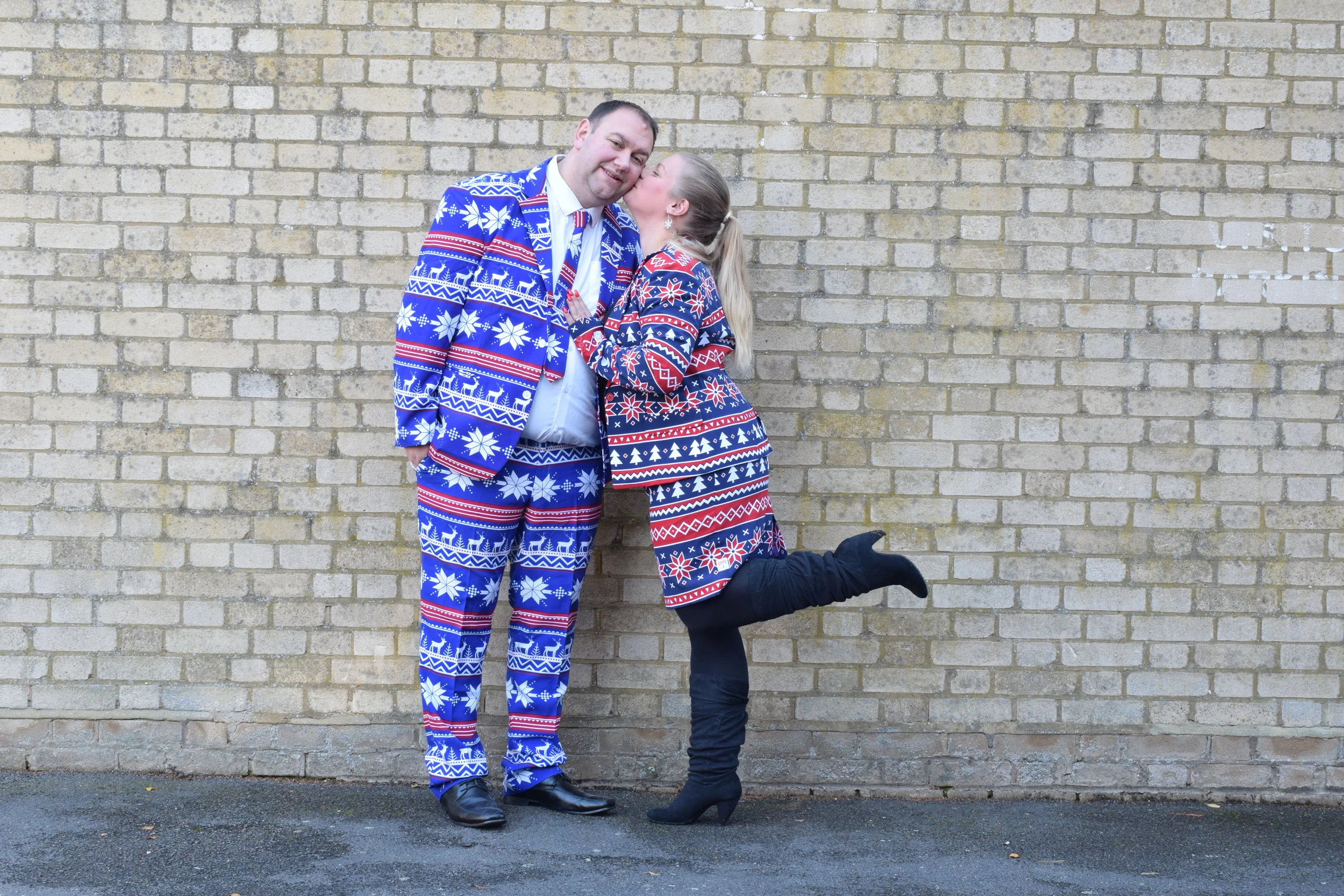 Christmas 2024 suits womens